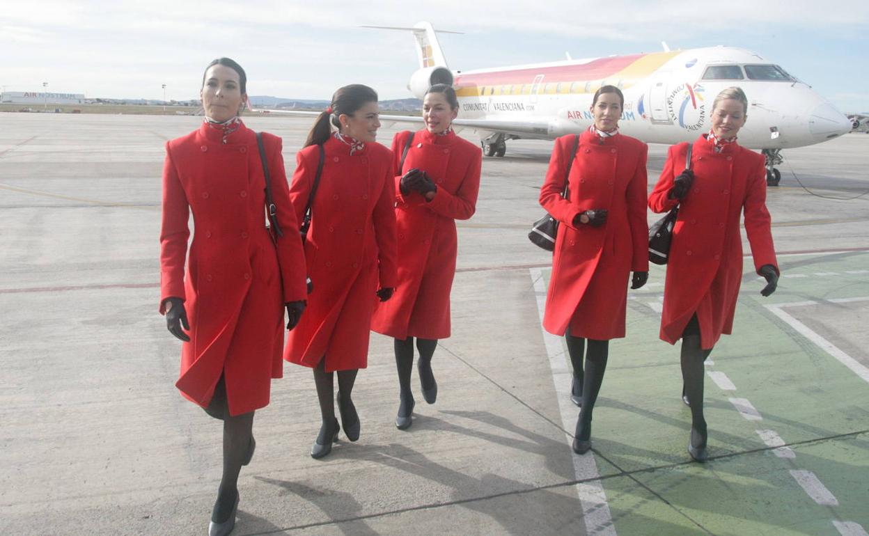 Airnostrum Cuánto Cobra Un Piloto O Una Azafata Air Nostrum Lanza Una Oferta De Trabajo En 4397